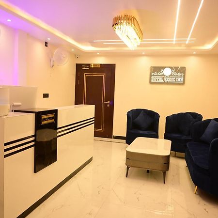 Hotel Vedic Inn Faizābād Zewnętrze zdjęcie